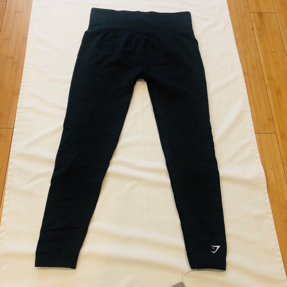 New Gymshark Leggings - Picture 2 of 3